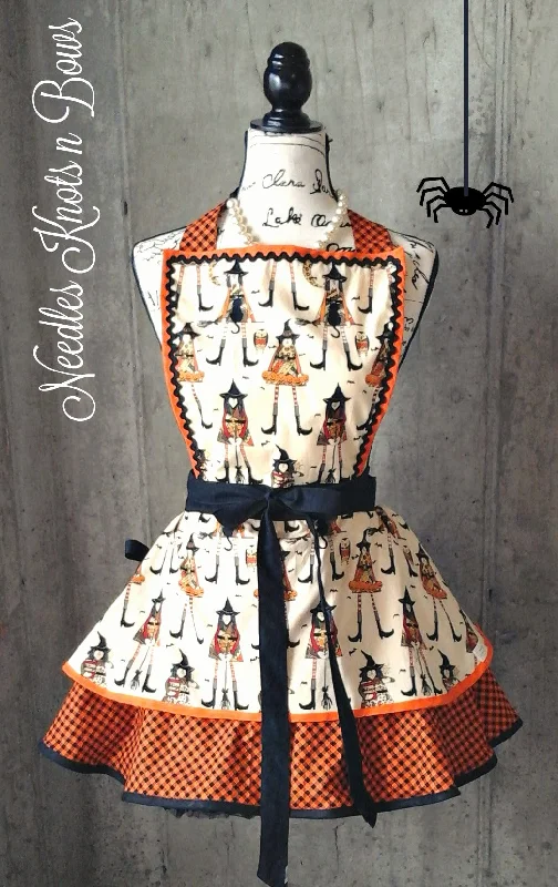 Women's Retro Halloween Witch Apron with Pocket