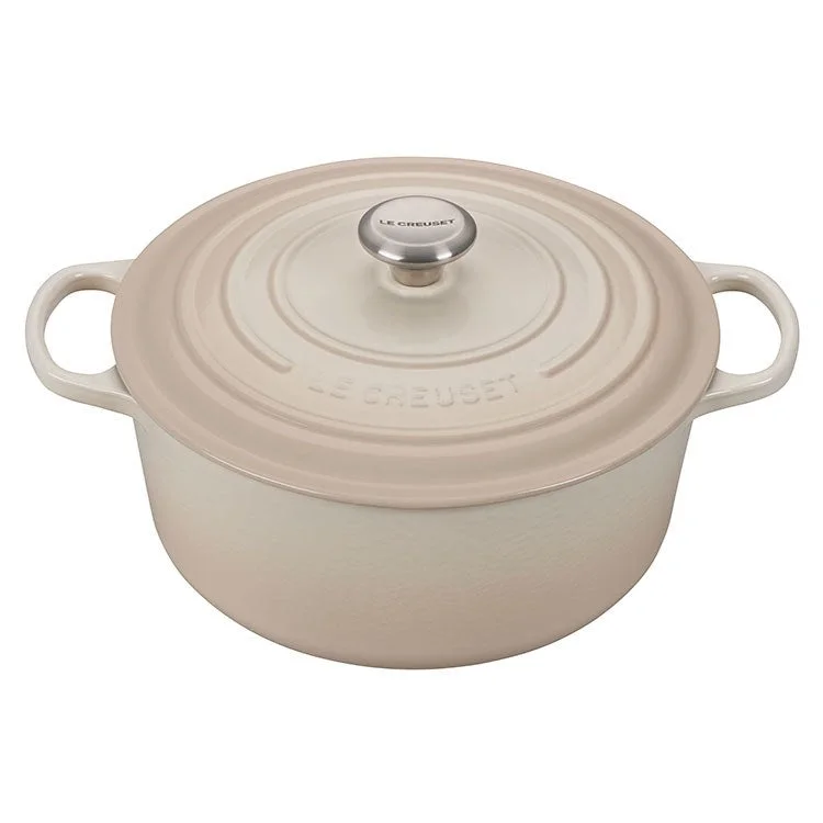 Signature 7.25-Quart Cast Iron Round Dutch Oven with Stainless Steel Knob - Meringue